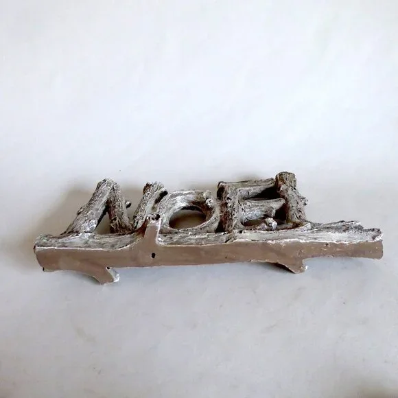 NEW 11.5” RUSTIC CHRISTMAS HOLIDAY NOEL TREE BRANCH RESIN SIGN CABIN FARMHOUSE - Picture 10 of 10